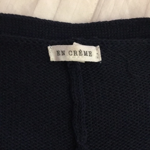 Cardigan - Picture 2 of 4